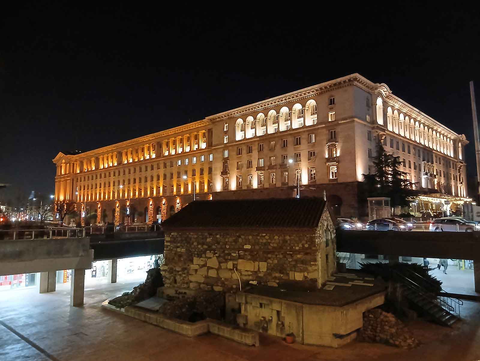 عکاسی در شب با دوربین گلکسی A16