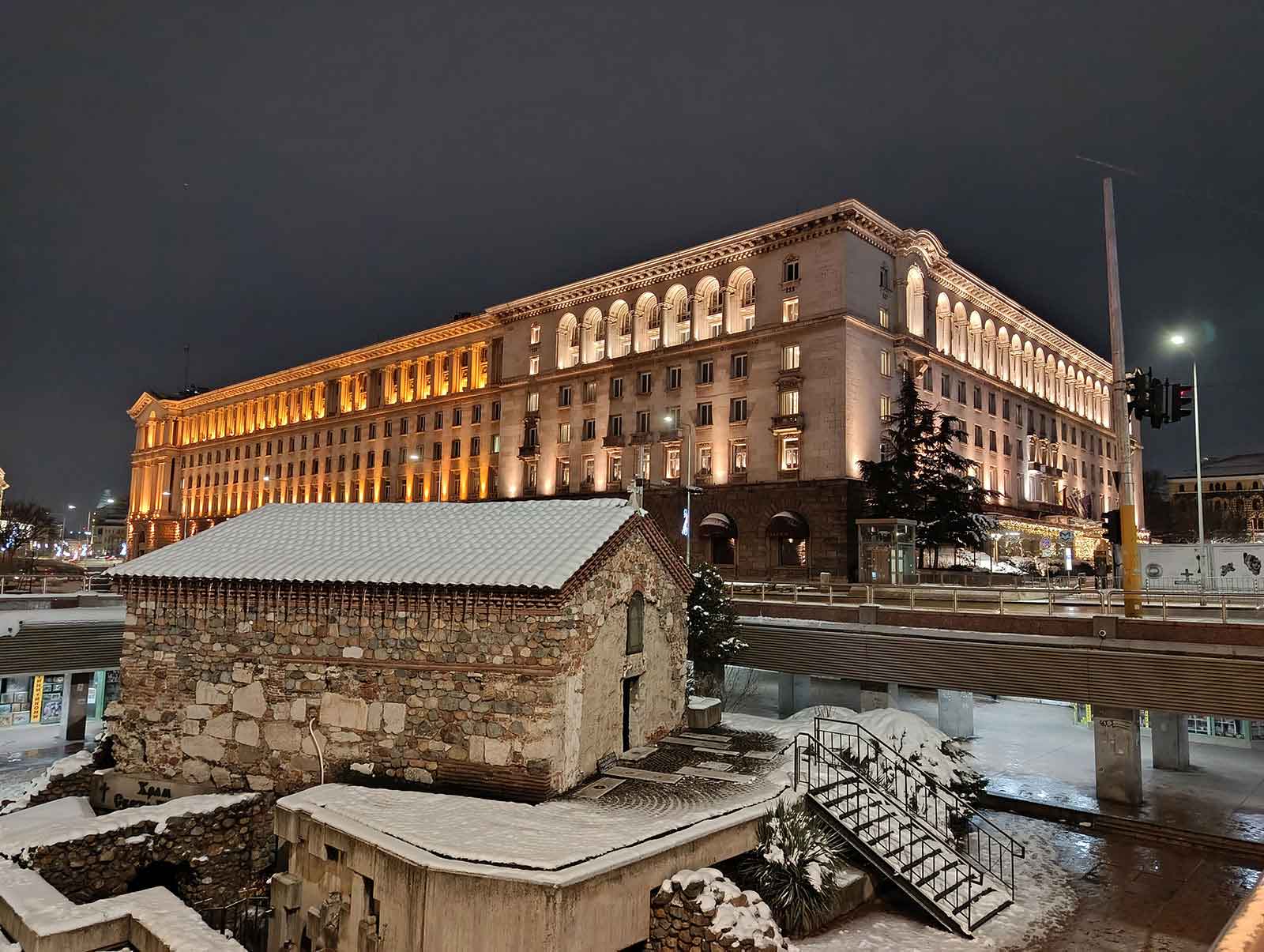 عکاسی در شب با دوربین ردمی نوت 14 4G